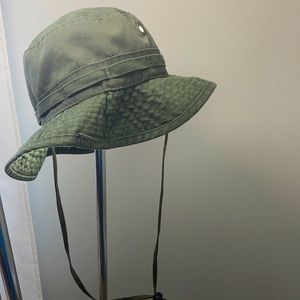 Green outdoor hat